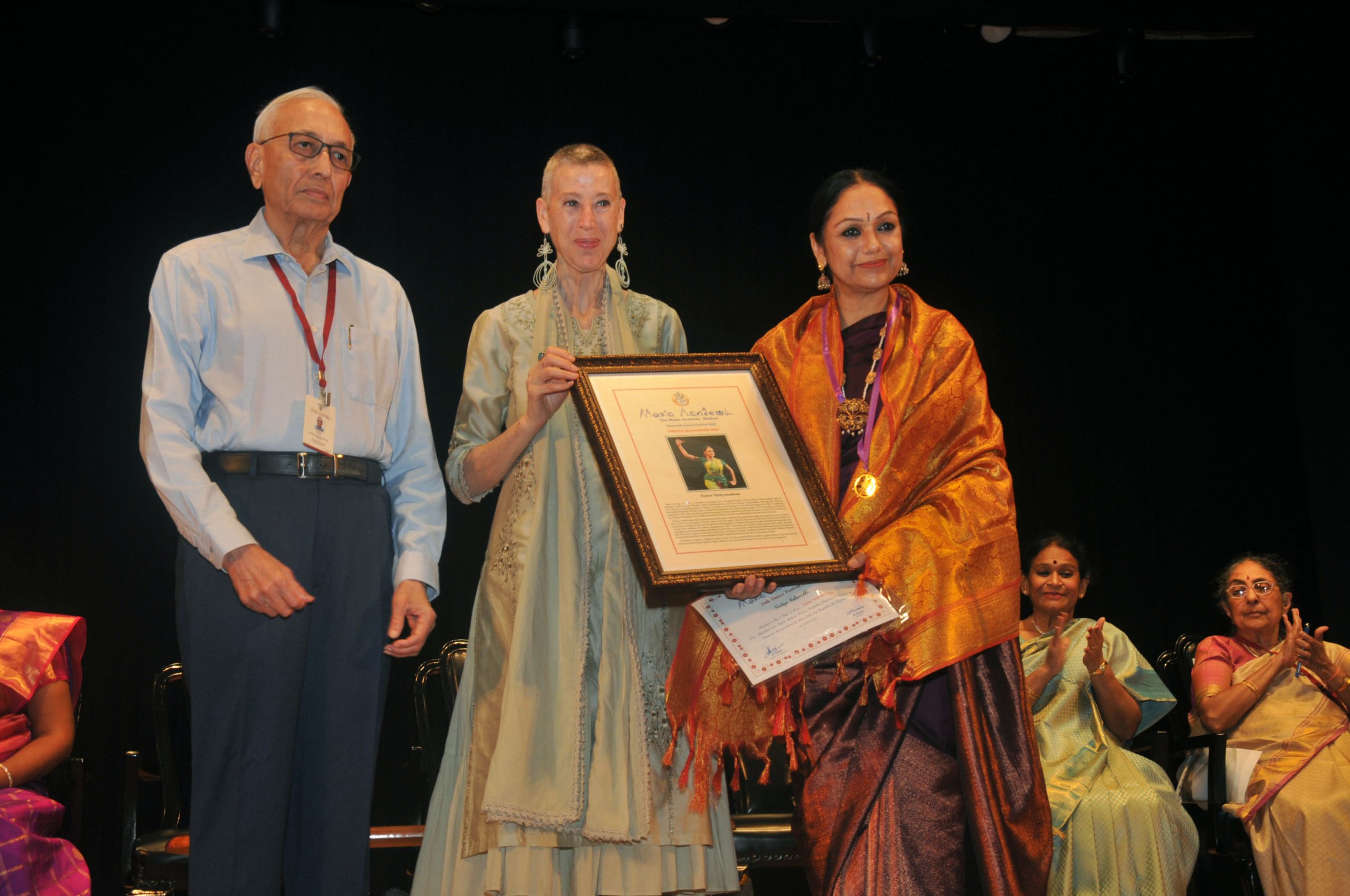 3 Smt RamaVaidyanathan – Nritya Kalanidhi Awardee